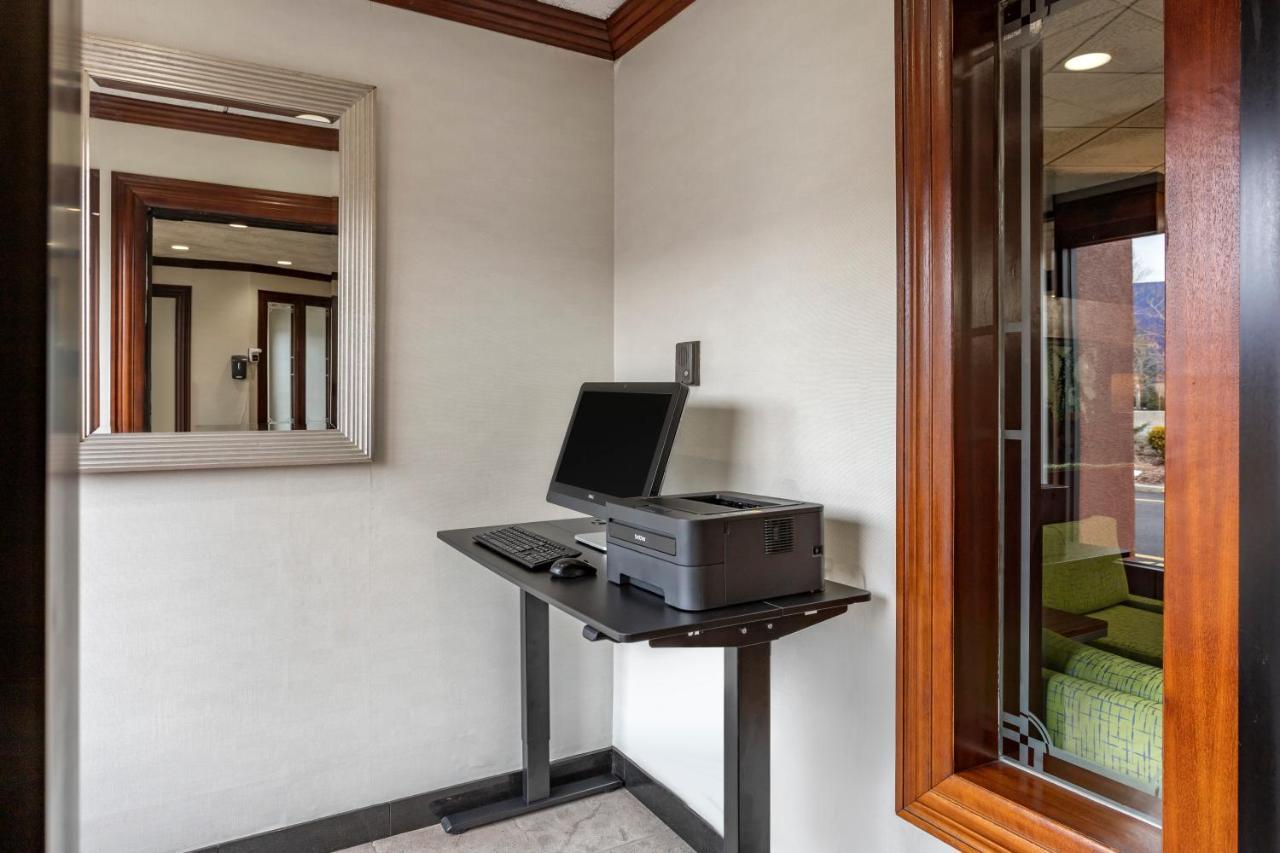 Comfort Inn Paramus - Hackensack Exteriér fotografie